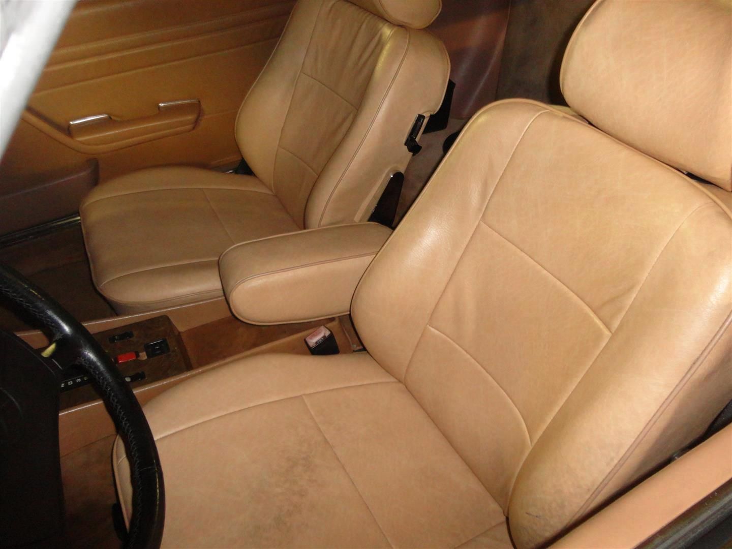 Mercedes-Benz SL for sale | Mercedes - 560 SL Creme - Image 3