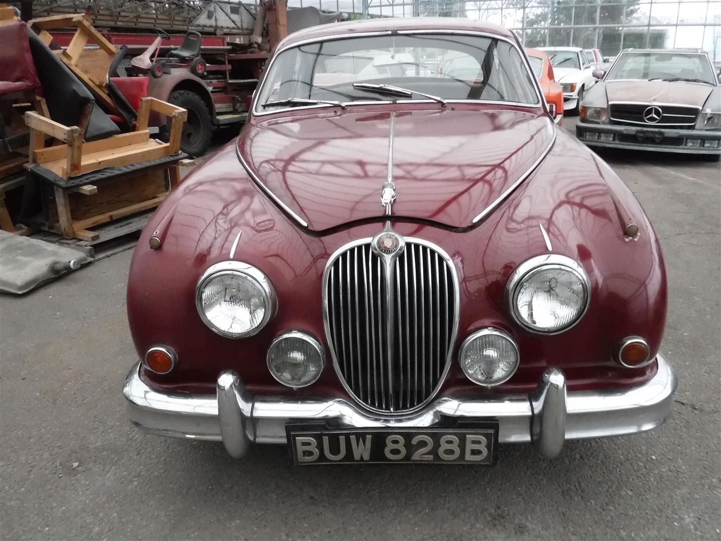 Jaguar Mark 2 for sale | Jaguar - MK2 RHD red - Image 2