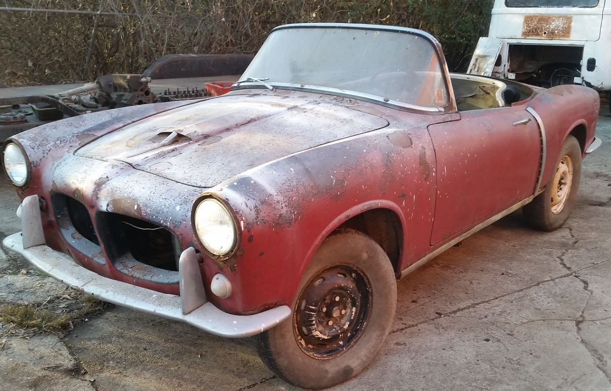 Fiat 1200 for sale | Fiat - 1200 TV to restore red
