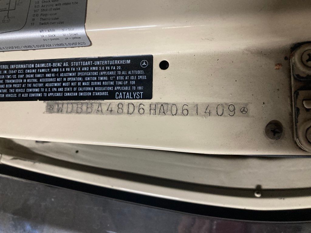 Mercedes-Benz SL for sale | Mercedes - 560 SL Creme - Image 11