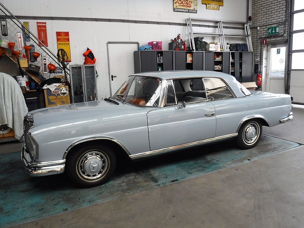 Mercedes-Benz Fintail (Heckflosse) for sale | Mercedes - 220 SE Coupe W111 - Image 23