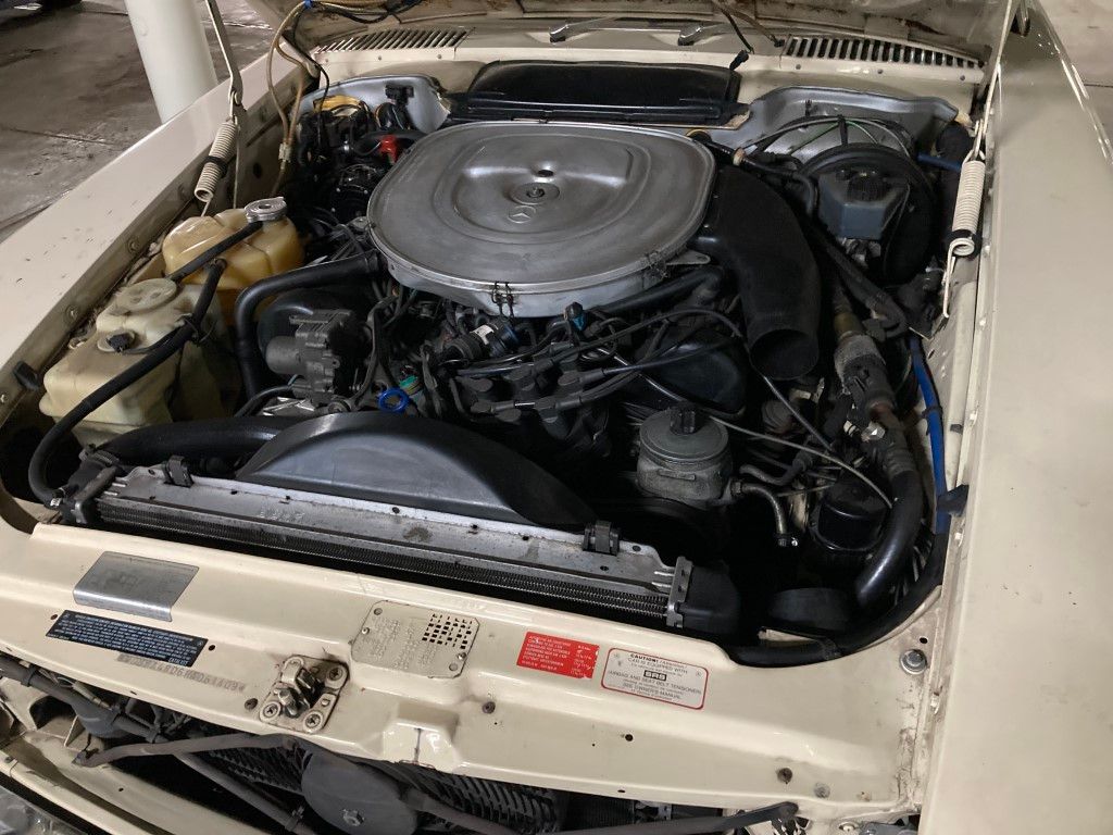 Mercedes-Benz SL for sale | Mercedes - 560 SL Creme - Image 12