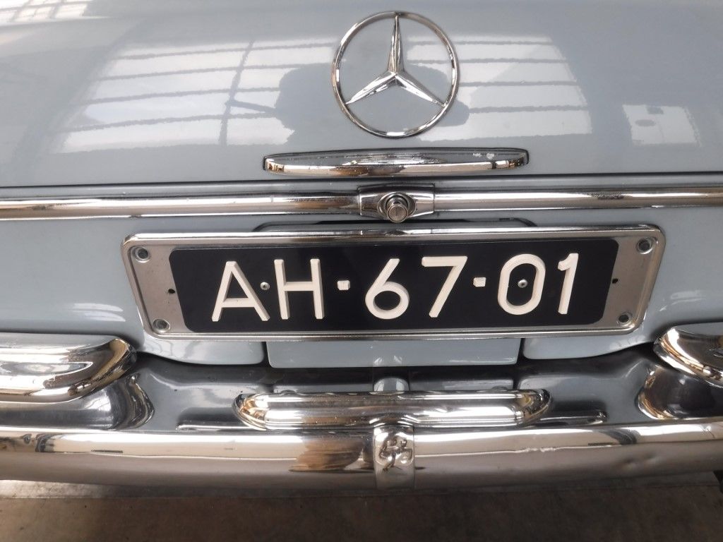 Mercedes-Benz Fintail (Heckflosse) for sale | Mercedes - 220 SE Coupe W111 - Image 29