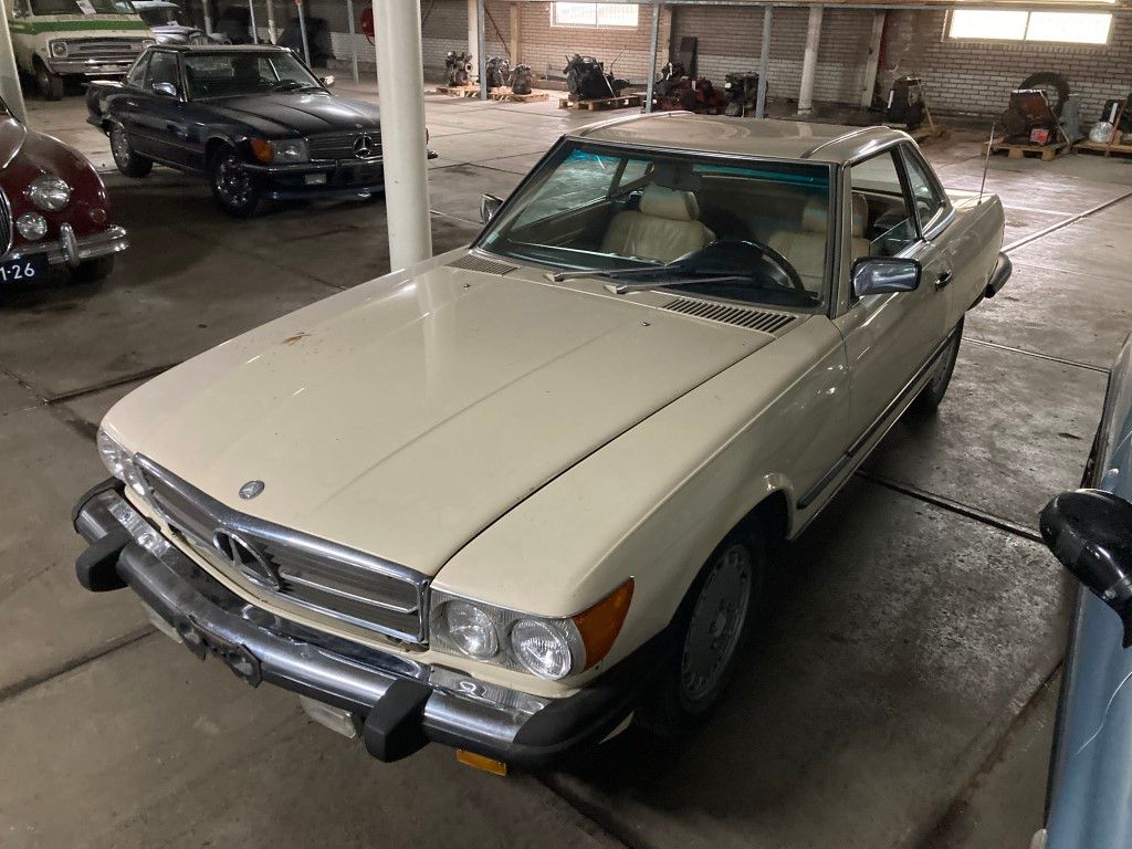 Mercedes-Benz SL for sale | Mercedes - 560 SL Creme - Image 17