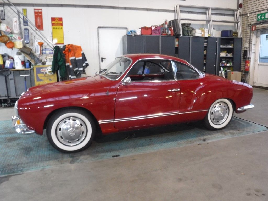 Volkswagen Karmann Ghia for sale | Volkswagen - Karmann Ghia Red - Image 24
