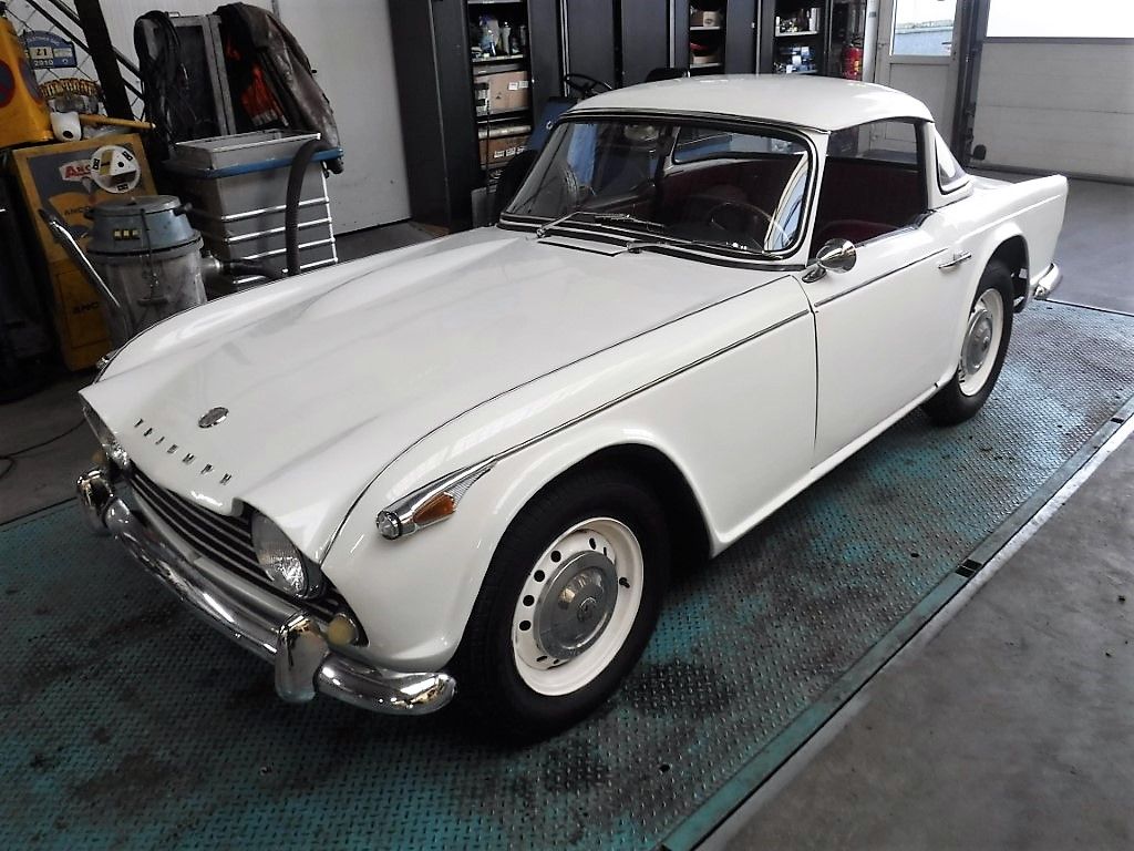 Triumph TR4A for sale | Triumph - TR4A surrey - Image 3
