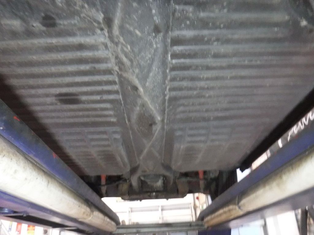 Volkswagen Karmann Ghia for sale | Volkswagen - Karmann Ghia Red - Image 26