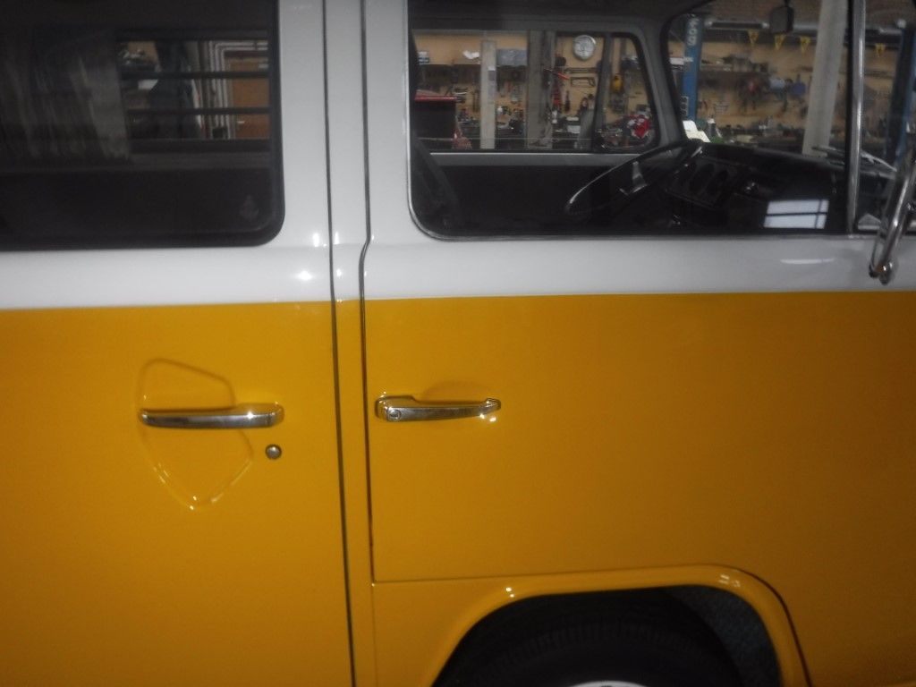 Volkswagen Transporter for sale | Volkswagen - T2 Bus - Image 28