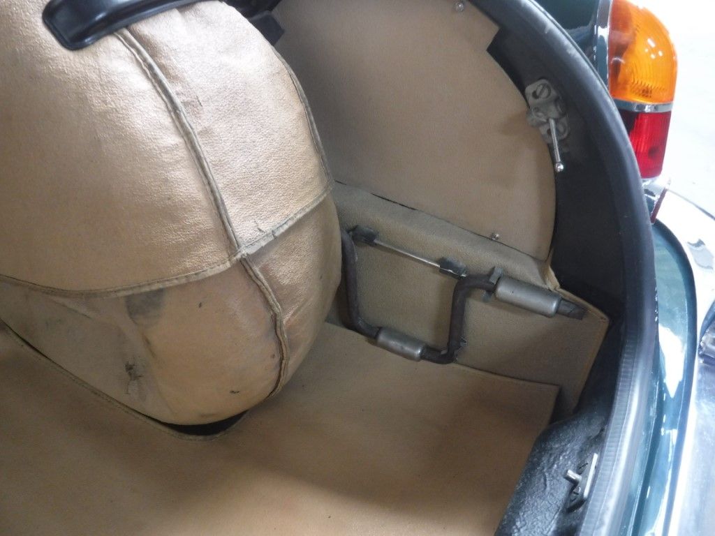 Jaguar 420G for sale | Jaguar - 420G Saloon no. 7776 - Image 27