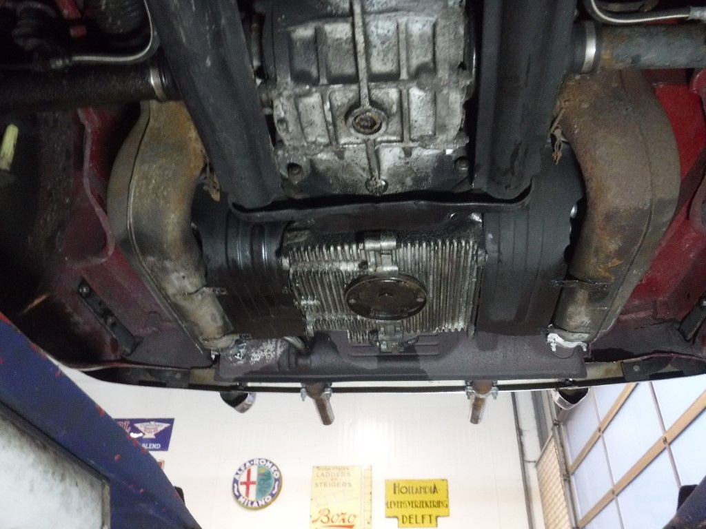 Volkswagen Karmann Ghia for sale | Volkswagen - Karmann Ghia Red - Image 30