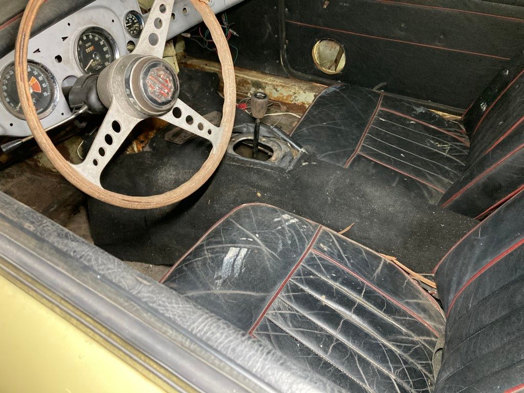 MG MGB GT for sale | MG - B GT to restore '70 - Image 28