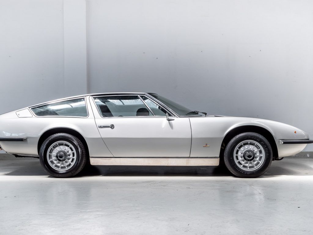 Maserati Indy for sale | Maserati - Indy 4.9 ltr silver - Image 40