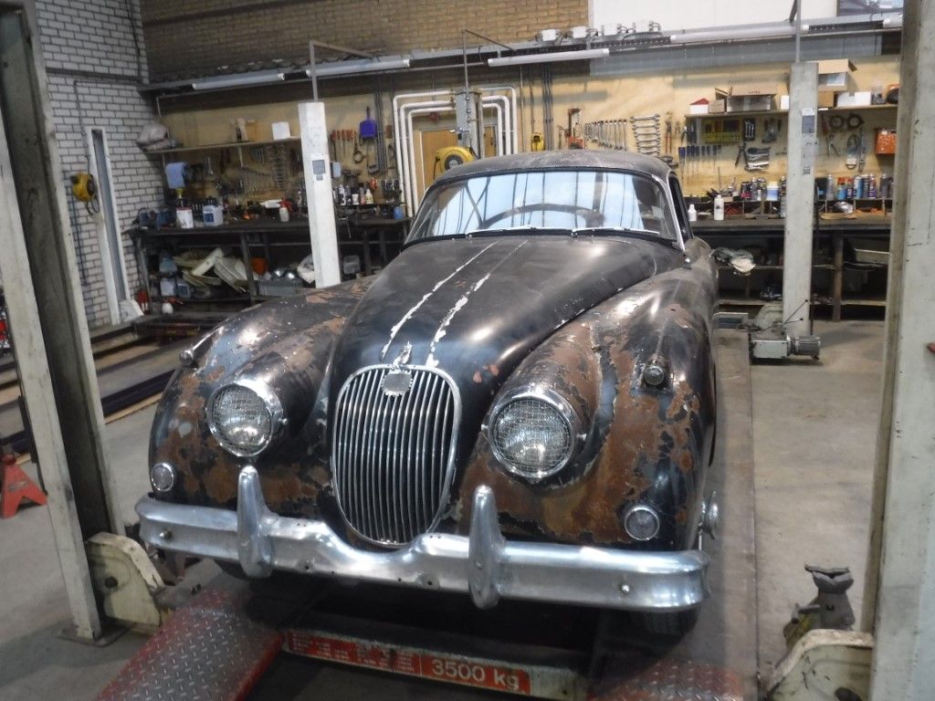 Jaguar XK 150 for sale | Jaguar - XK 150 Coupé black to restore - Image 34