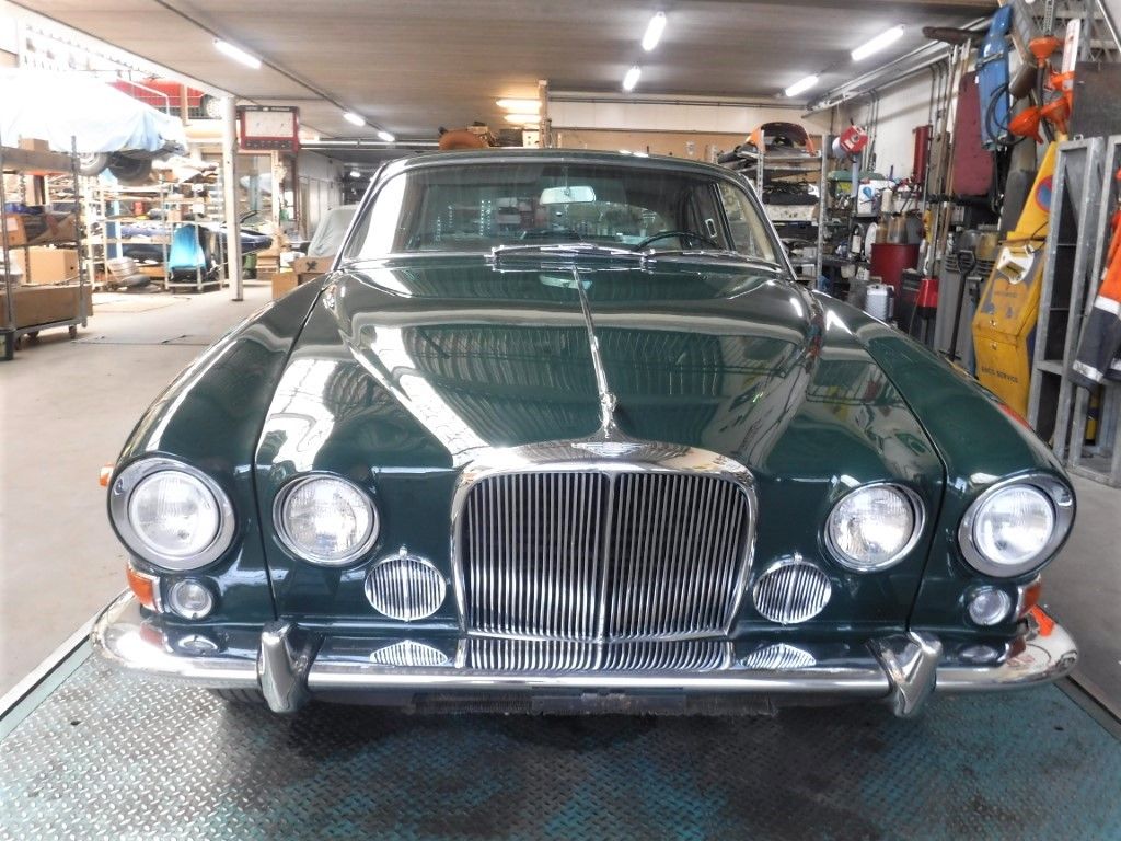 Jaguar 420G for sale | Jaguar - 420G Saloon no. 7776 - Image 24