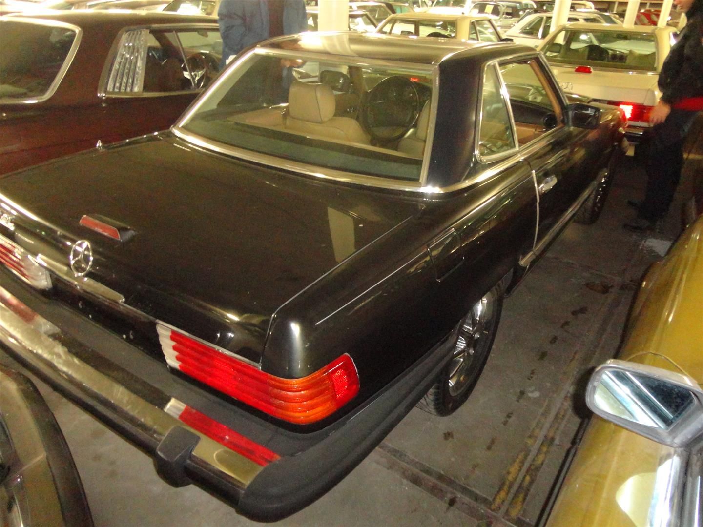 Mercedes-Benz SL for sale | Mercedes - 560 SL black '88 - Image 22