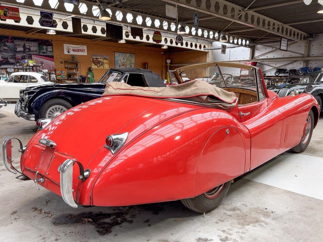 Jaguar XK 120 for sale | Jaguar - XK 120 DHC - Image 24