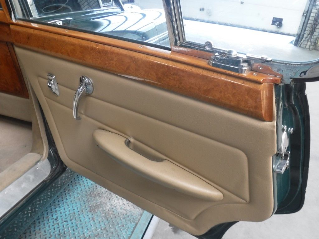 Jaguar 420G for sale | Jaguar - 420G Saloon no. 7776 - Image 40