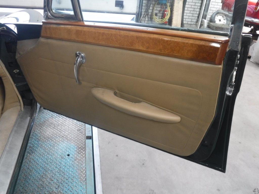 Jaguar 420G for sale | Jaguar - 420G Saloon no. 7776 - Image 41