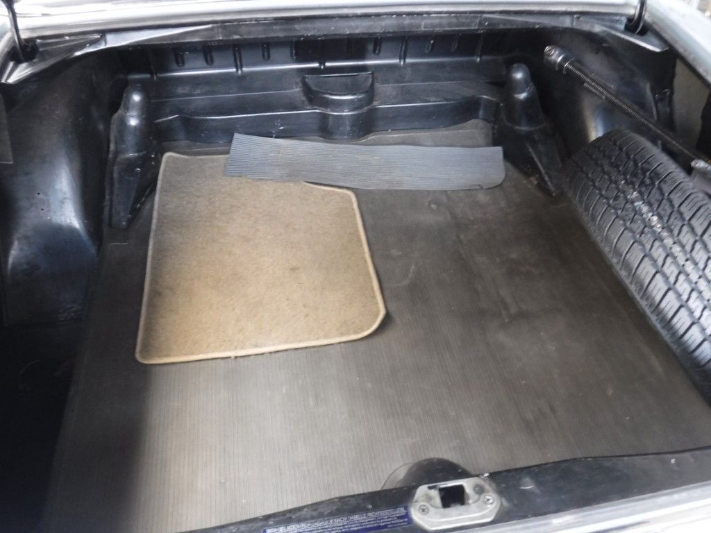 Mercedes-Benz Fintail (Heckflosse) for sale | Mercedes - 220 SE Coupe W111 - Image 48