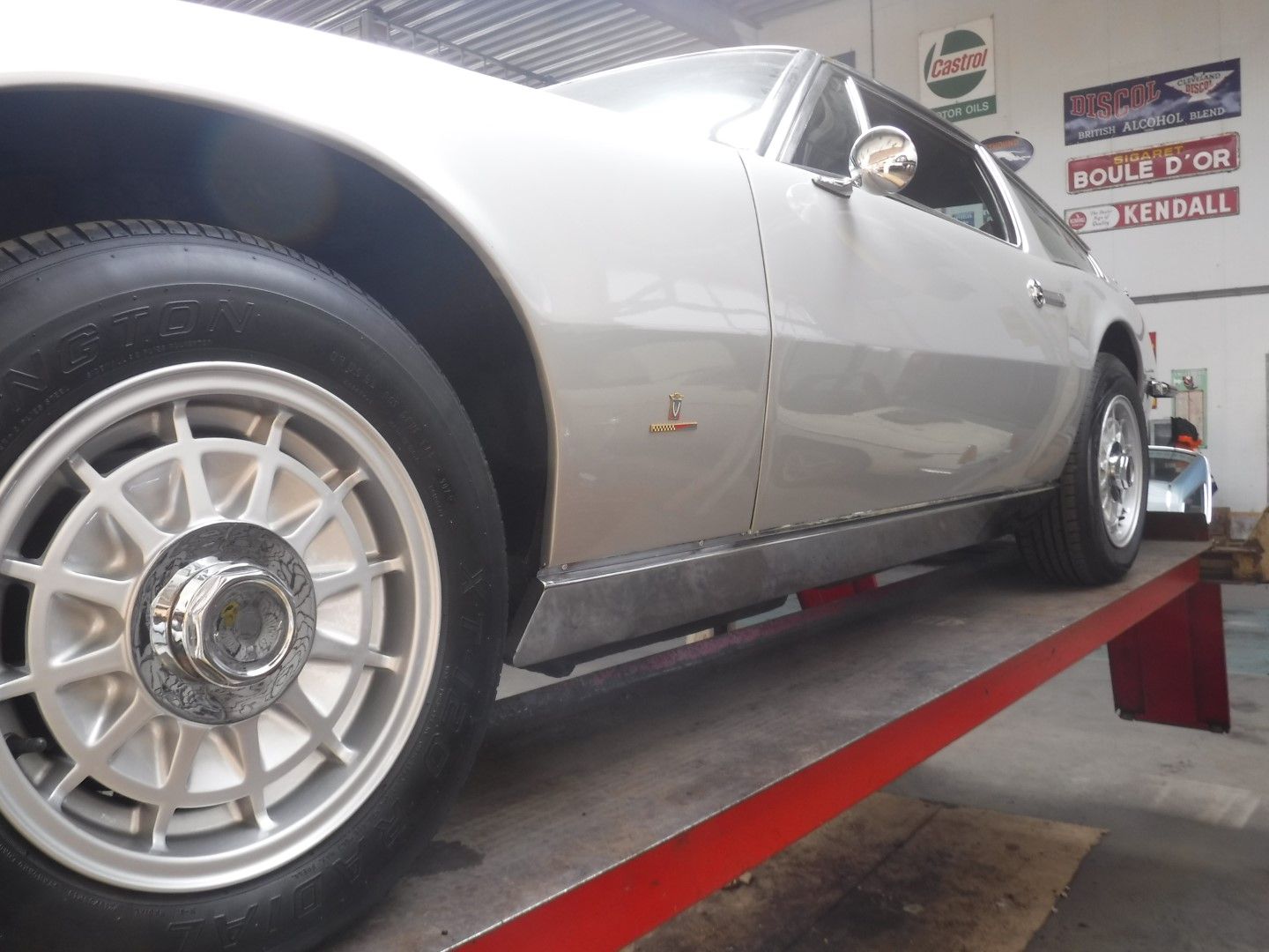 Maserati Indy for sale | Maserati - Indy 4.9 ltr silver - Image 56