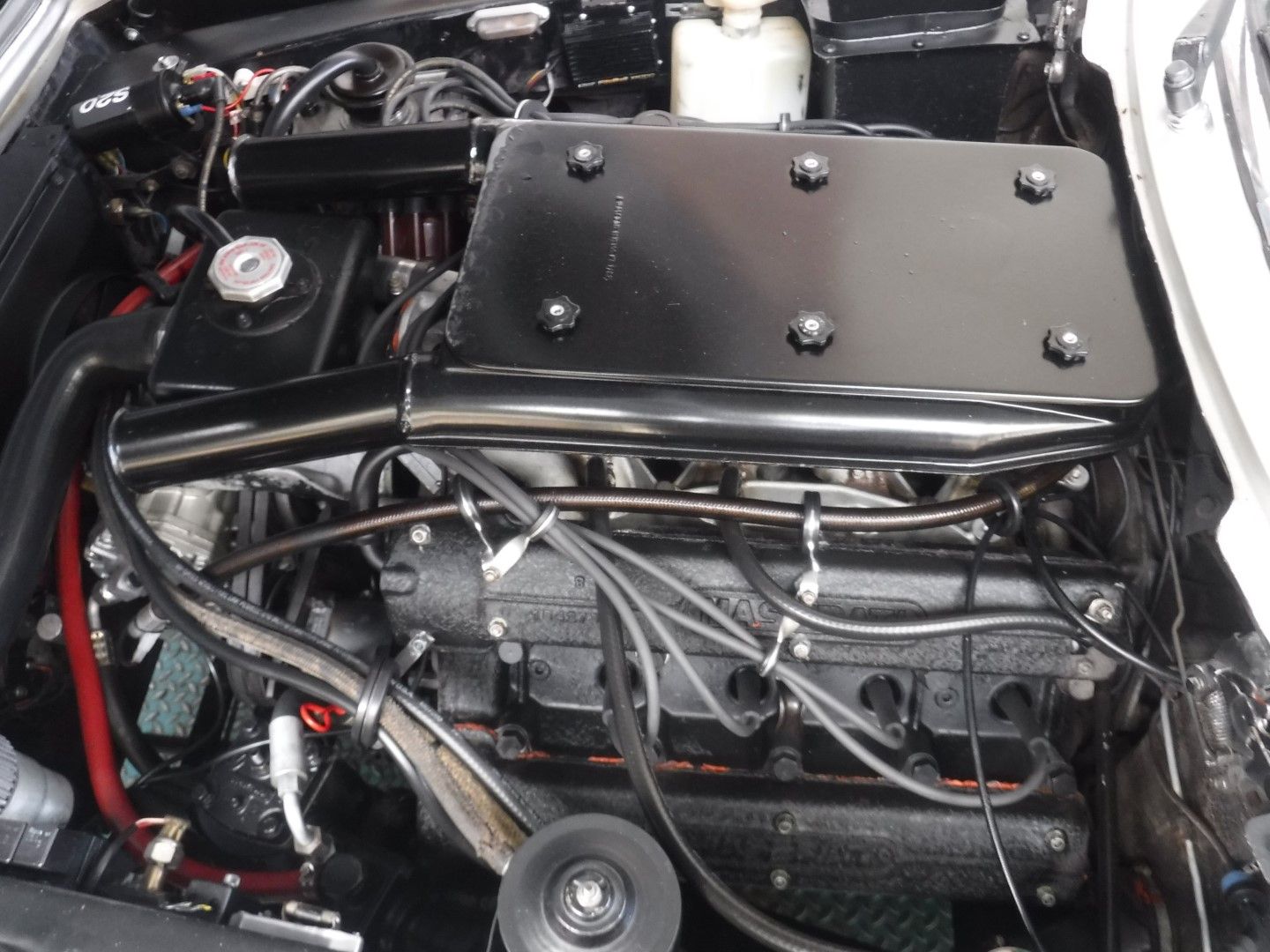 Maserati Indy for sale | Maserati - Indy 4.9 ltr silver - Image 58