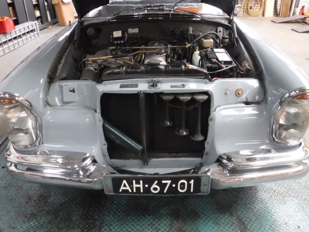 Mercedes-Benz Fintail (Heckflosse) for sale | Mercedes - 220 SE Coupe W111 - Image 60