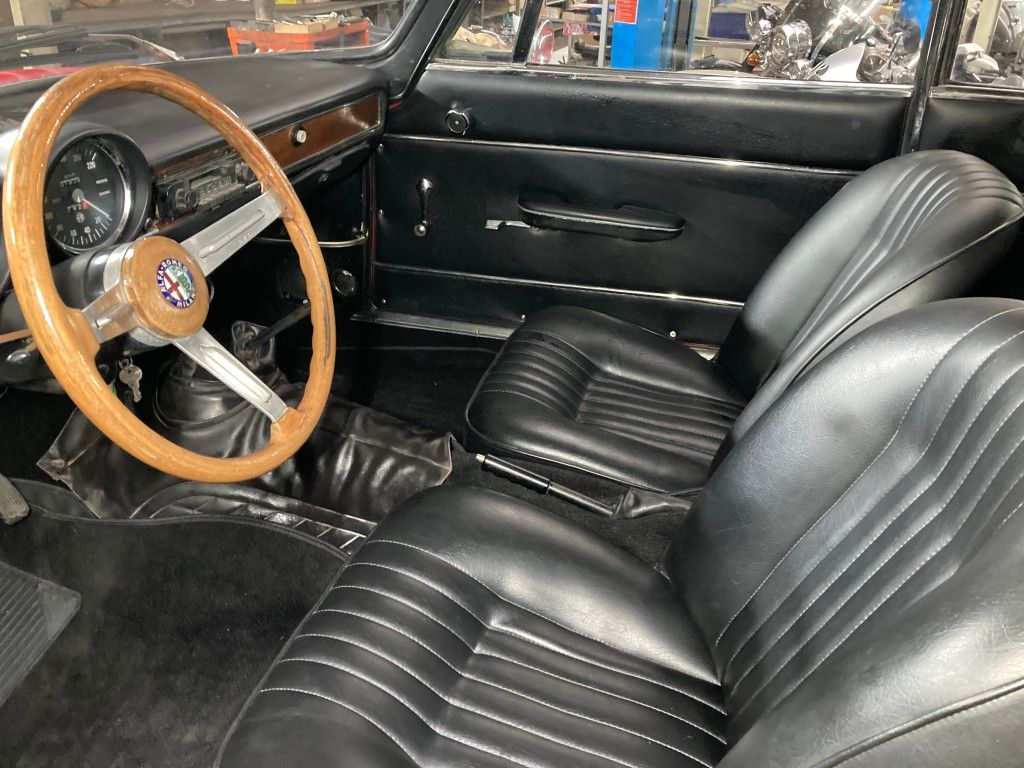 Alfa Romeo Giulia Sprint GT/GTV (105/115 Coupes) for sale | Alfa Romeo - Bertone 1300 GT jr restored - Image 67