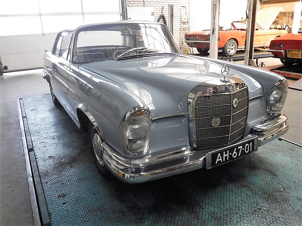Mercedes-Benz Fintail (Heckflosse) for sale | Mercedes - 220 SE Coupe W111 - Image 7