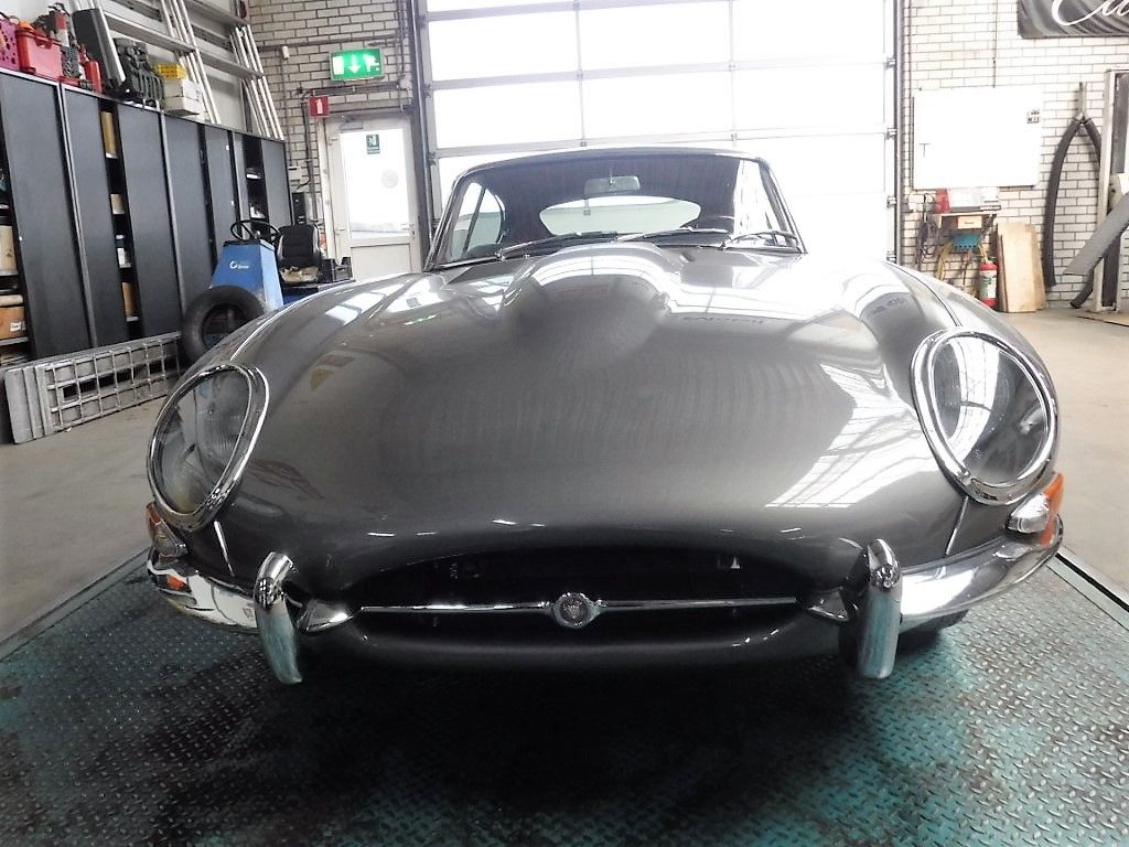 Jaguar E-Type for sale | Jaguar - 1 ste serie E-type 1962 - Image 69