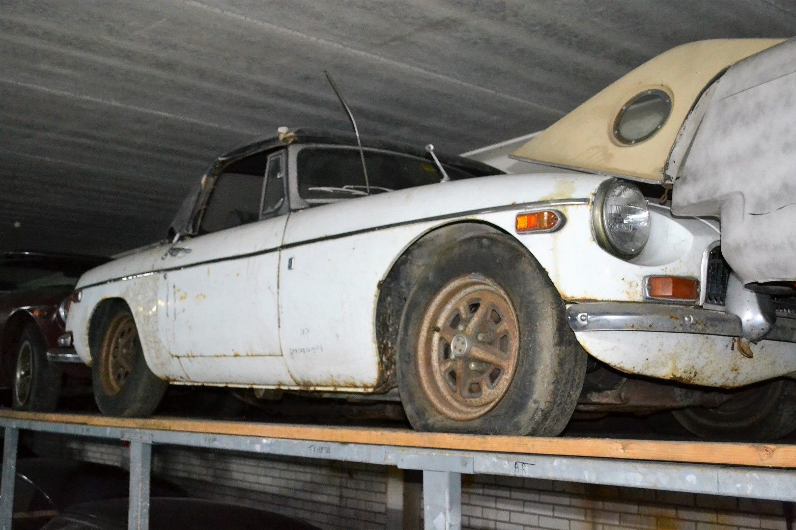 MG MGB for sale | MG - B Cabrio no. 3968 - Image 39