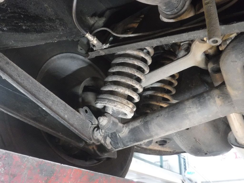 Jaguar 420G for sale | Jaguar - 420G Saloon no. 7776 - Image 82