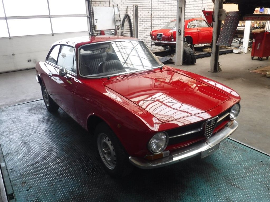 Alfa Romeo Giulia Sprint GT/GTV (105/115 Coupes) for sale | Alfa Romeo - Bertone 1300 GT jr restored - Image 70