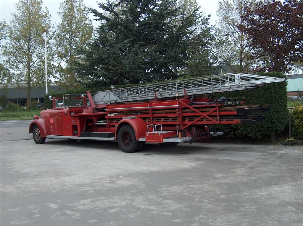 American La France Ladder Chief for sale | Fire Trucks - American la france - Image 14