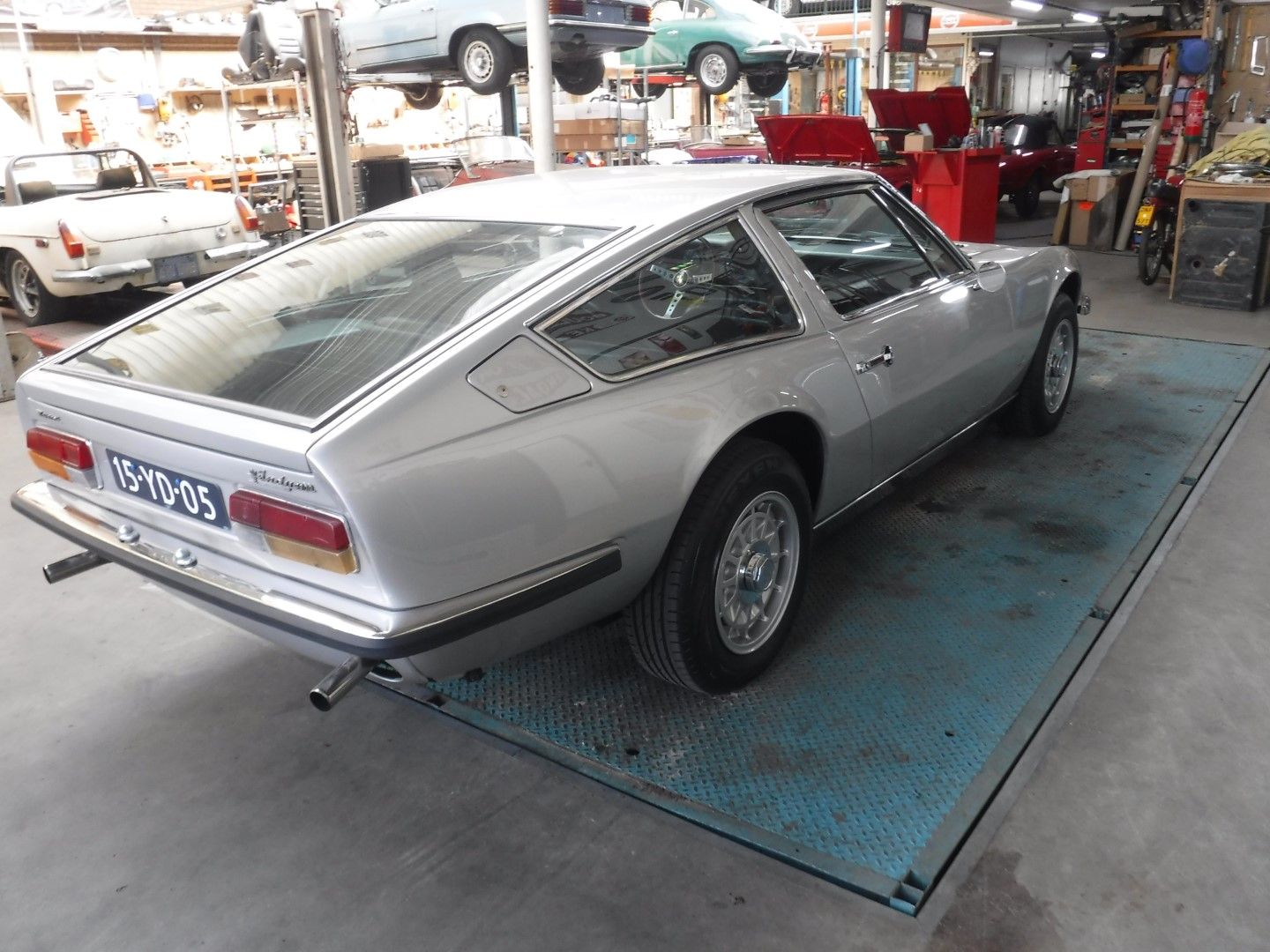 Maserati Indy for sale | Maserati - Indy 4.9 ltr silver - Image 10