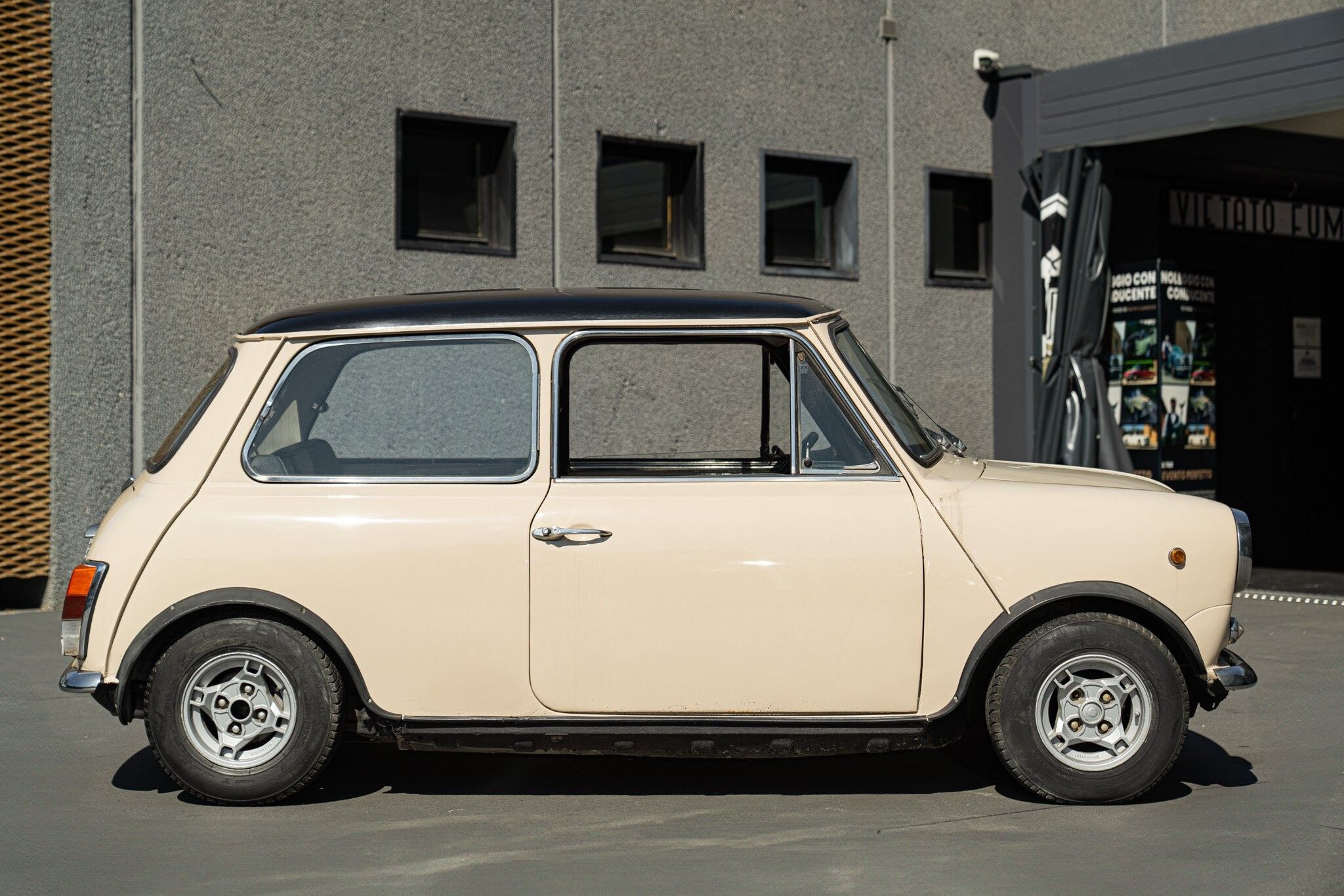 Innocenti Mini (Classic) for sale | 1974 INNOCENTI MINI COOPER 1300 - Image 5