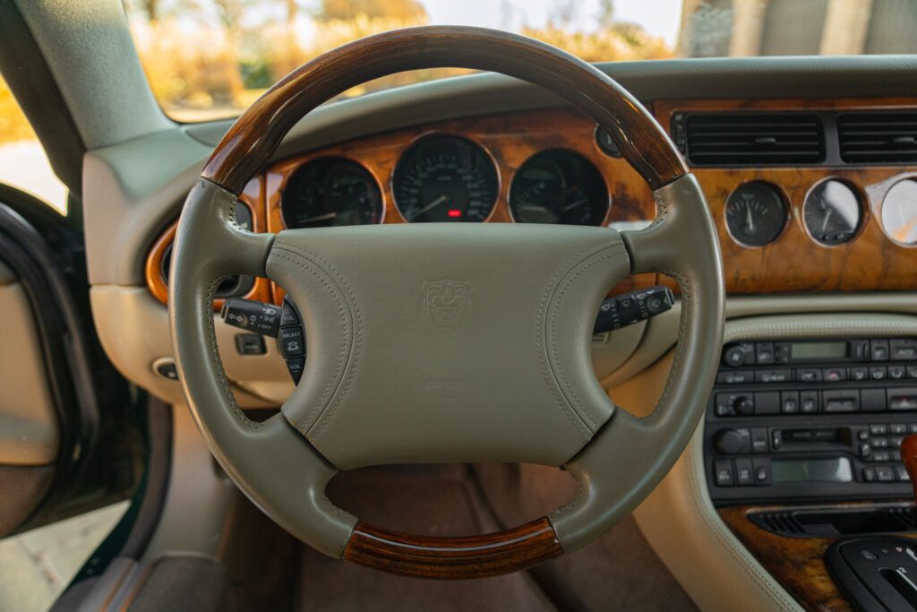 Jaguar XK8 for sale | 1998 JAGUAR XK8 - Image 31