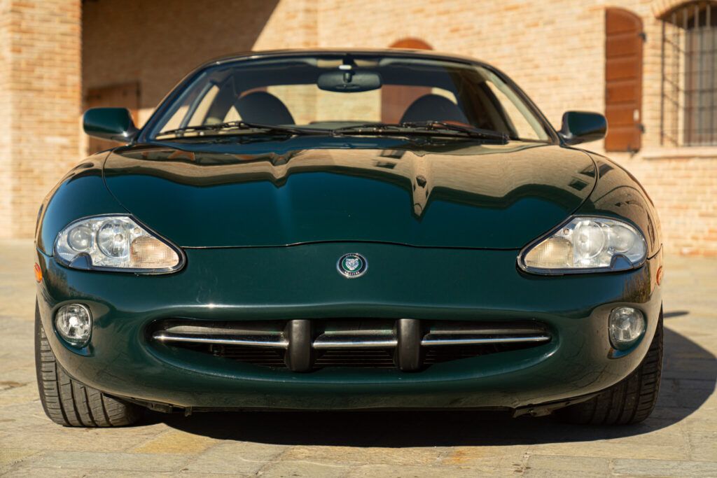 Jaguar XK8 for sale | 1998 JAGUAR XK8 - Image 3