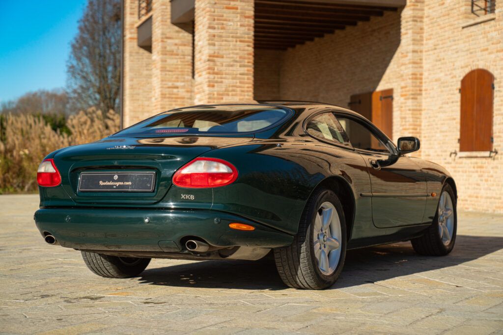 Jaguar XK8 for sale | 1998 JAGUAR XK8 - Image 6