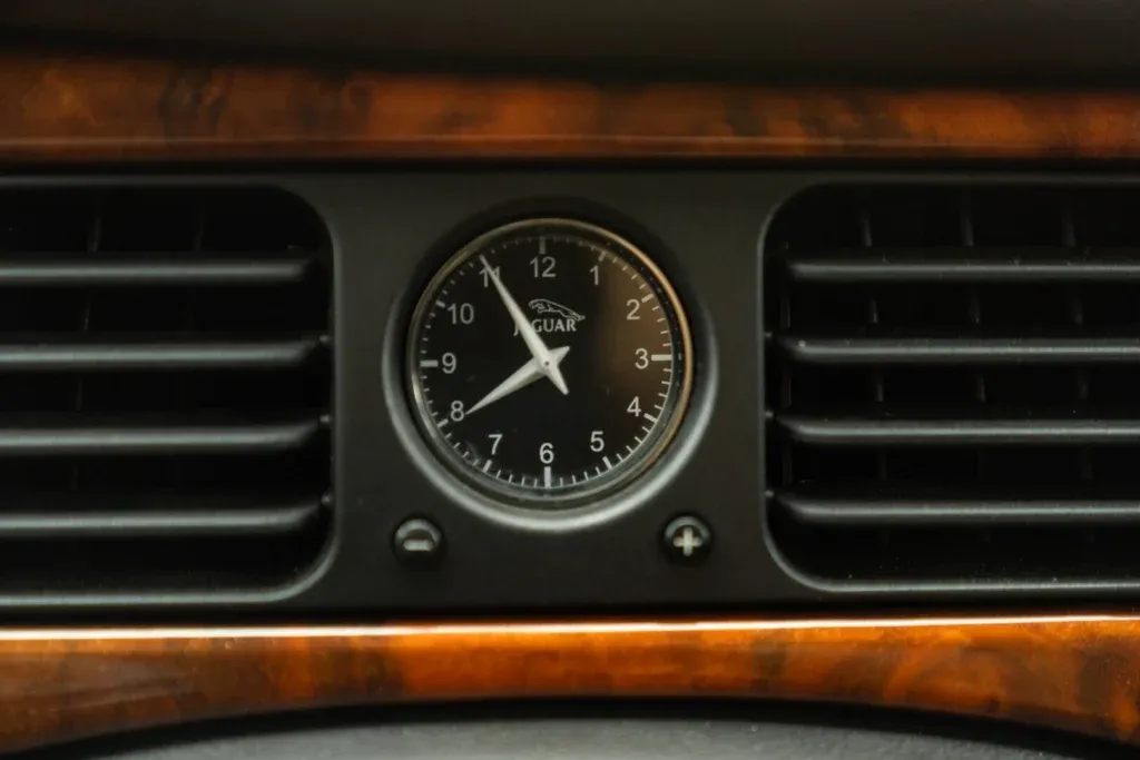 Jaguar XJ for sale | 2000 JAGUAR XJR - Image 58