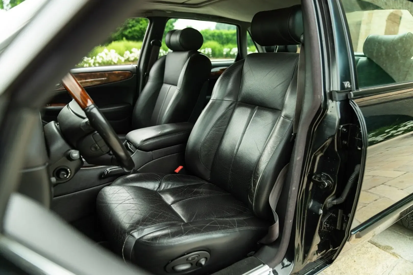 Jaguar XJ for sale | 2000 JAGUAR XJR - Image 27