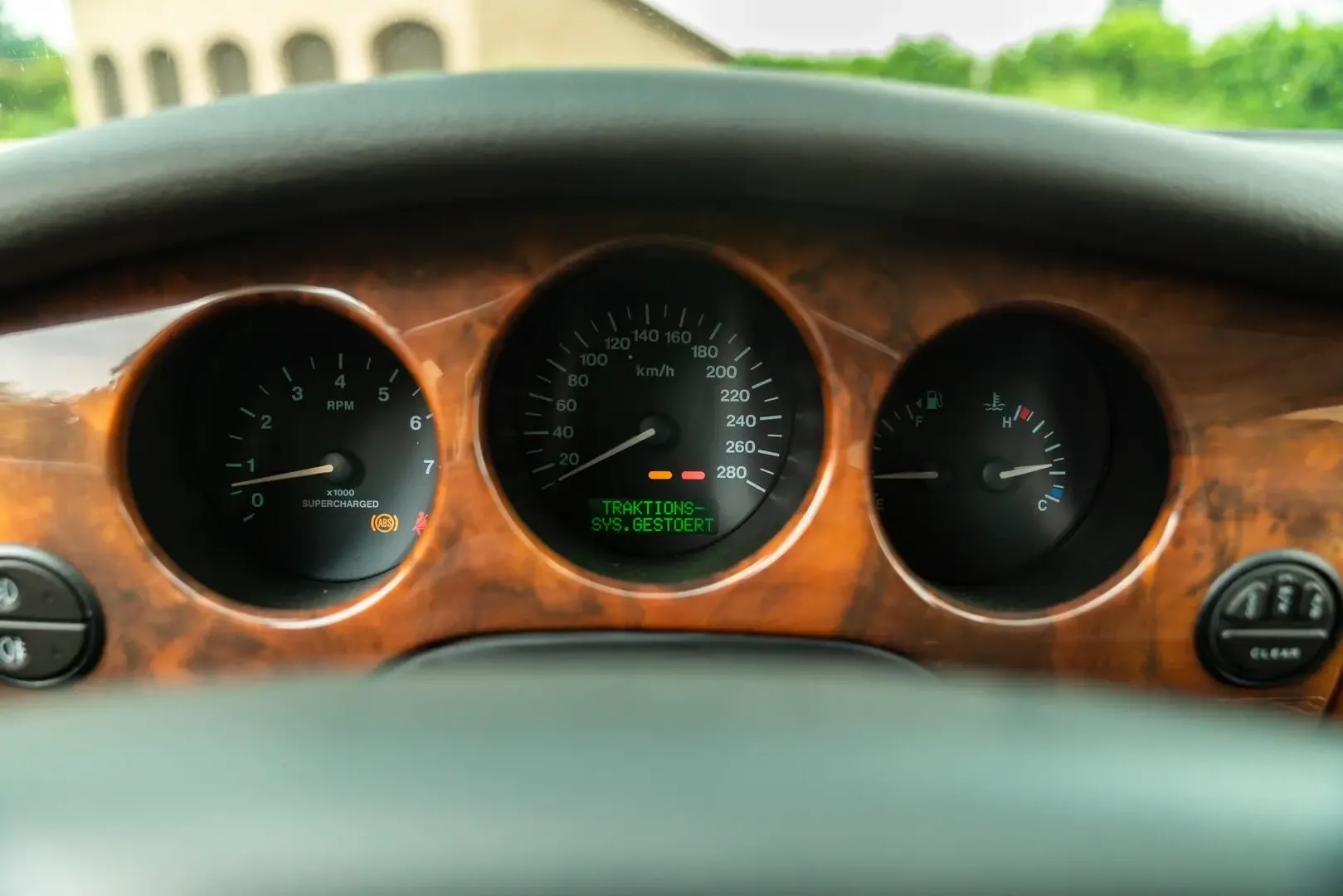 Jaguar XJ for sale | 2000 JAGUAR XJR - Image 39