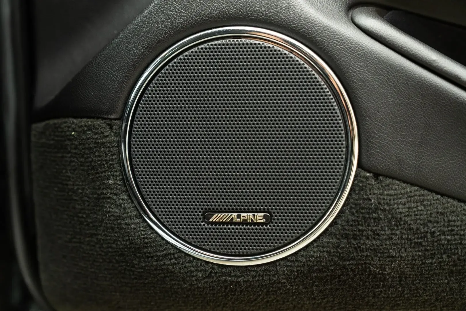 Jaguar XJ for sale | 2000 JAGUAR XJR - Image 48