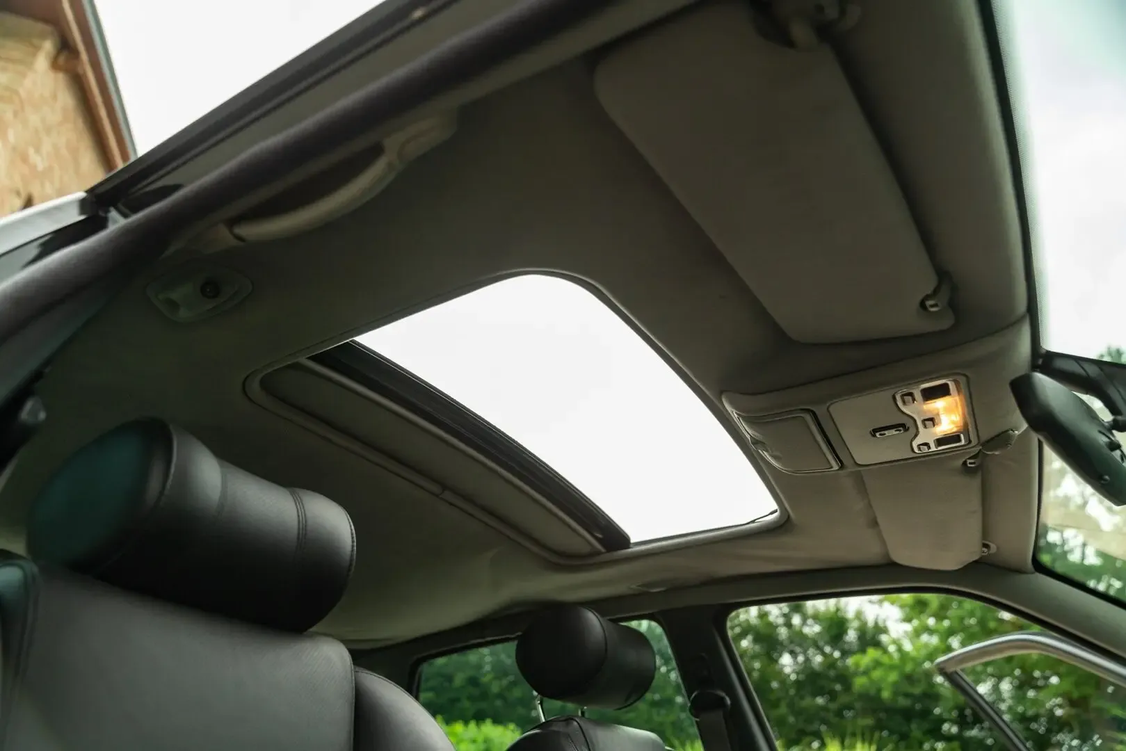 Jaguar XJ for sale | 2000 JAGUAR XJR - Image 49