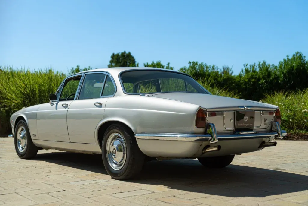 Jaguar XJ6 for sale | 1970 JAGUAR XJ6 4.2 - Image 14