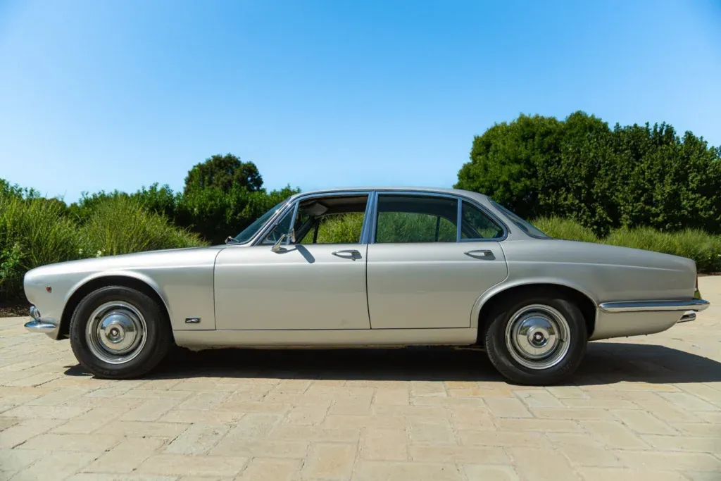 Jaguar XJ6 for sale | 1970 JAGUAR XJ6 4.2 - Image 5