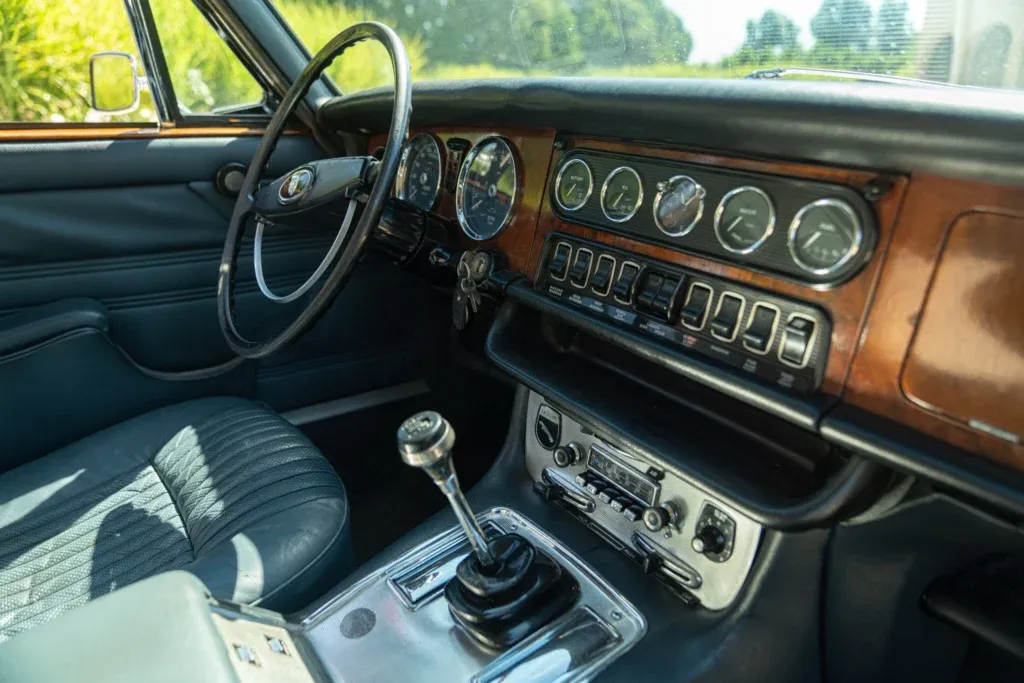 Jaguar XJ6 for sale | 1970 JAGUAR XJ6 4.2 - Image 39