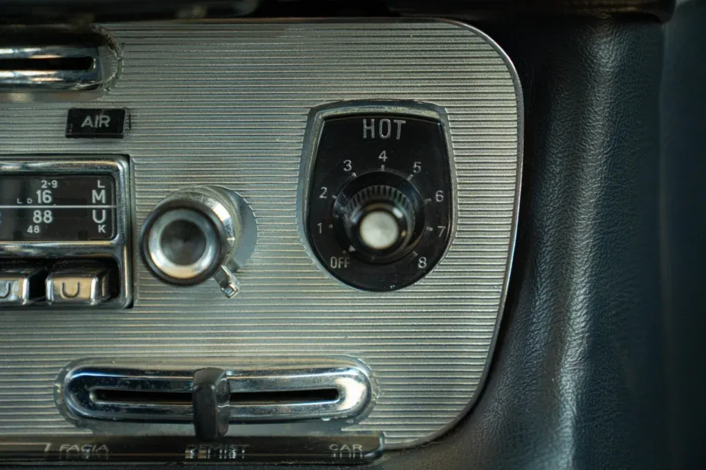 Jaguar XJ6 for sale | 1970 JAGUAR XJ6 4.2 - Image 54