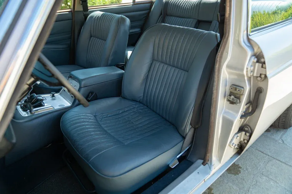 Jaguar XJ6 for sale | 1970 JAGUAR XJ6 4.2 - Image 47