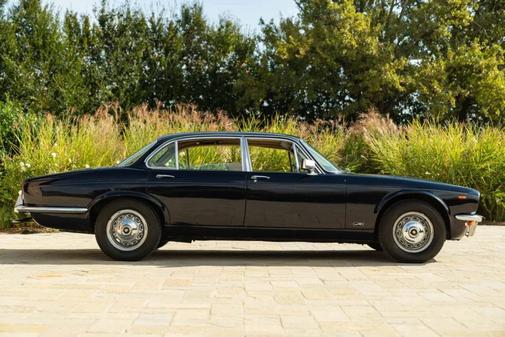 Jaguar XJ for sale | 1978 JAGUAR XJ6 4.2 - Image 4