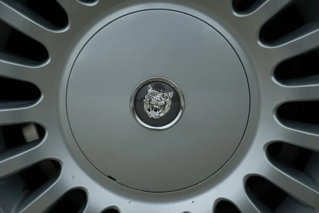 Jaguar XJ8 for sale | 1997 JAGUAR XJ8 3.2 - Image 32